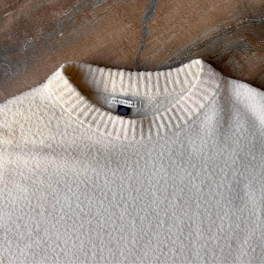 American Eagle Boucle Sweater Women's Size Large Cream Crewneck - Picture 2 of 6